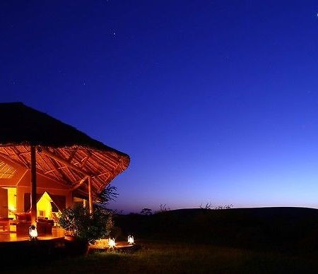 Отель Elewana Tortilis Camp Амбосели Экстерьер фото